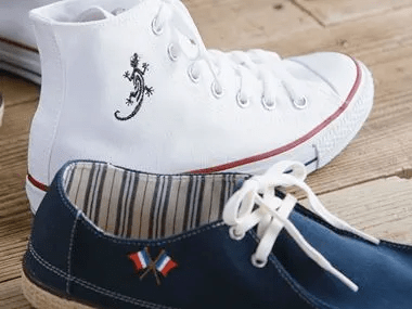 Embroidery shoes